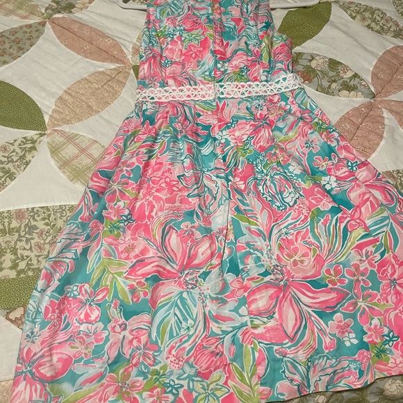 Lilly Pulitzer Aline floral mutli-color dress. Beautiful size 0 - Picture 11 of 11